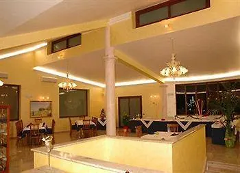 酒店 克迪阿勒餐厅兼酒店 3*